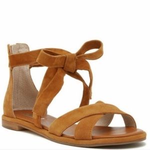 Louise et cie lace up sandals